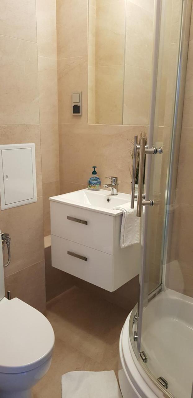 Apartament Bernadett Oswiecim Ngoại thất bức ảnh